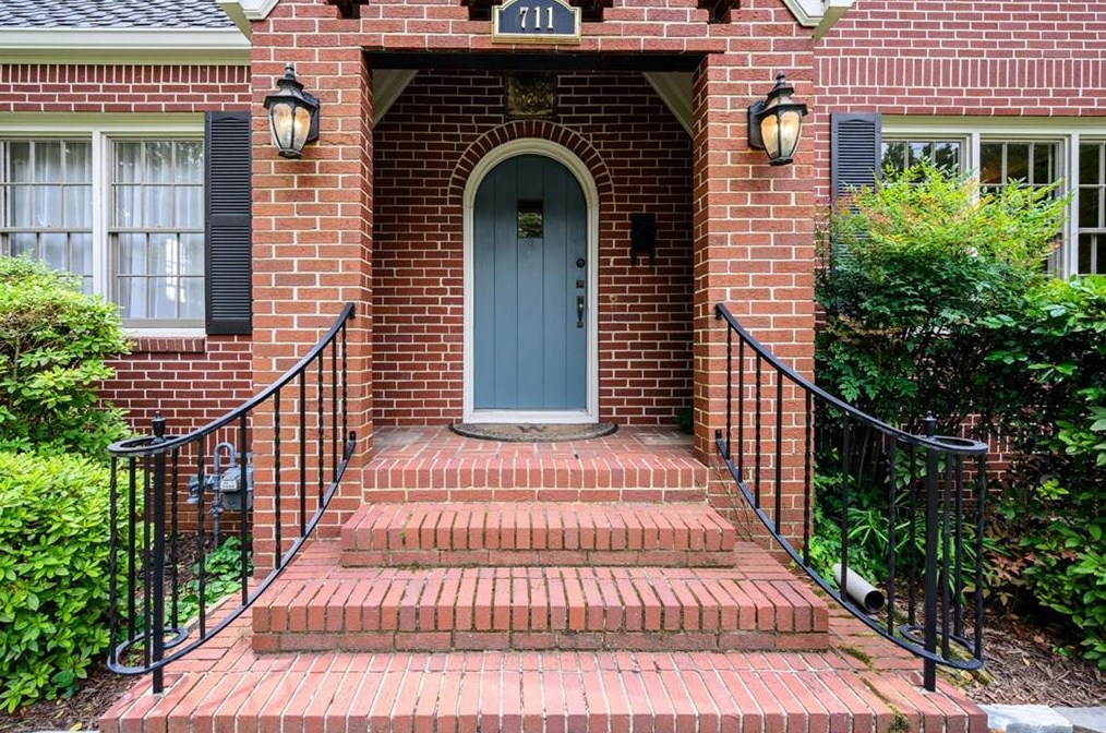 711 Ponce De Leon Ave, Decatur, GA 30030-2955