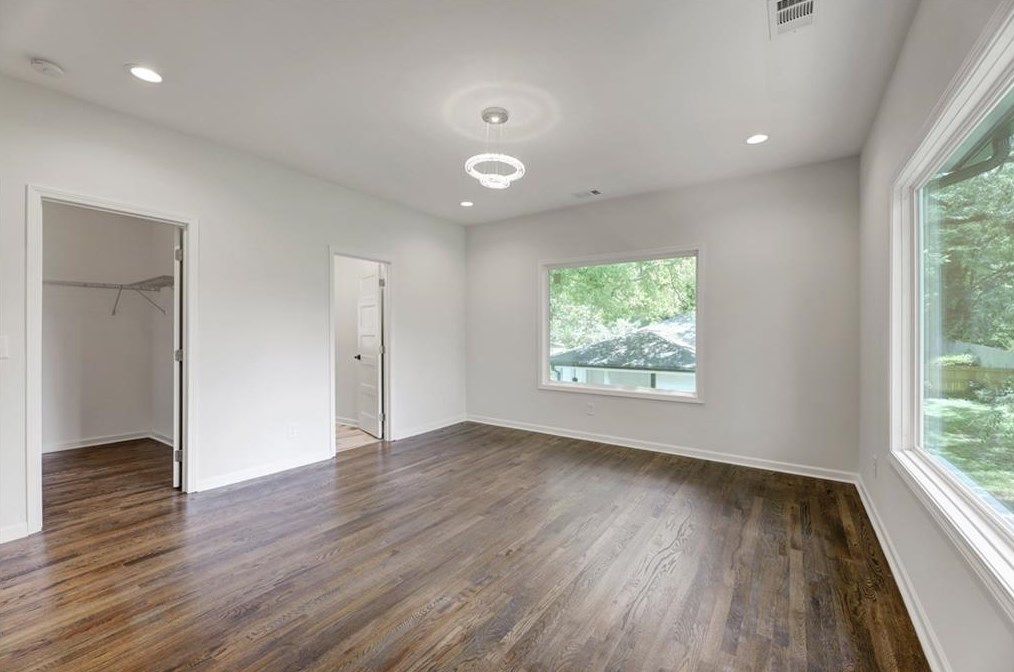 1971 Capri Dr, Decatur GA  30032-5209 exterior