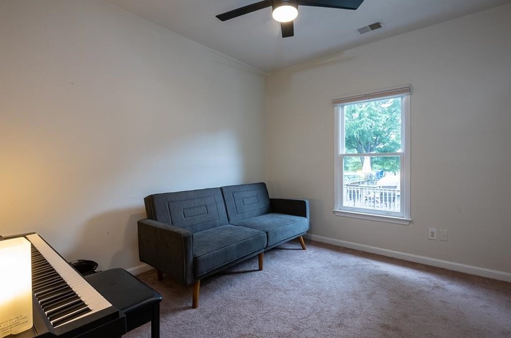 950 White St, Atlanta GA  30310-2760 exterior
