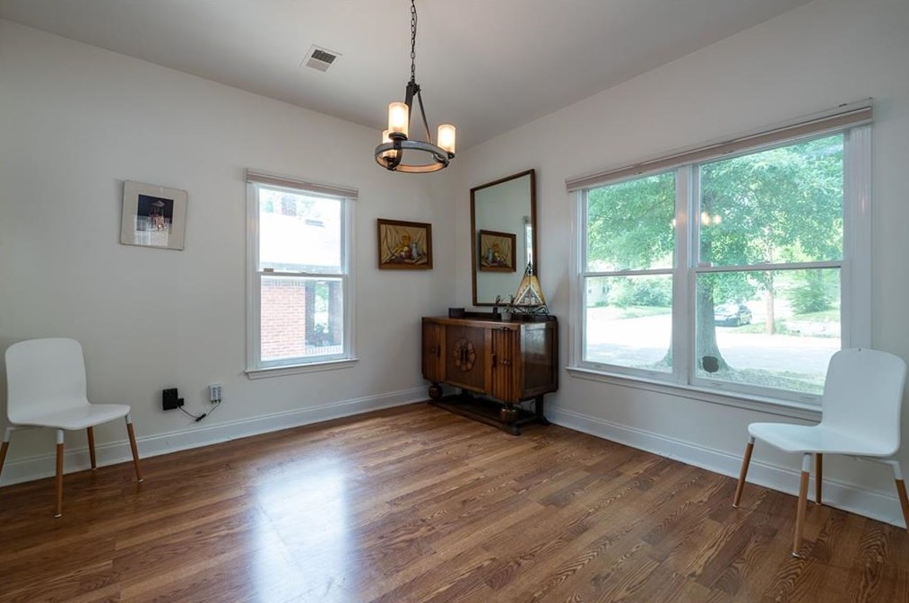 950 White St, Atlanta GA  30310-2760 exterior