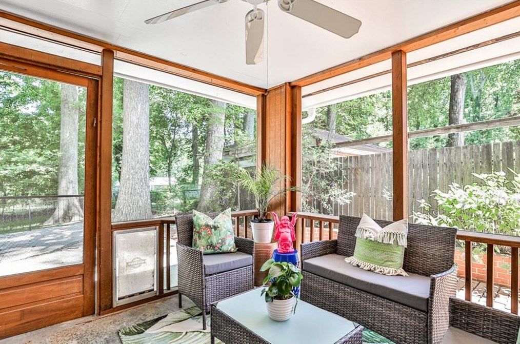 617 Webster Dr, Decatur GA  30033-5434 exterior