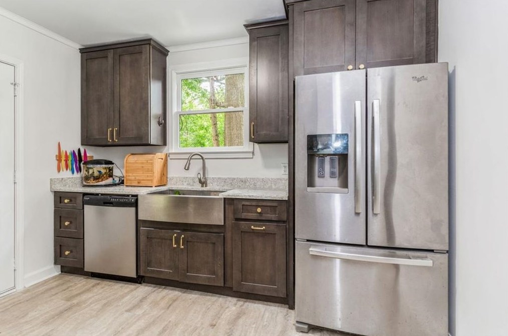 770 Brown Pl, Decatur GA  30030-3909 exterior