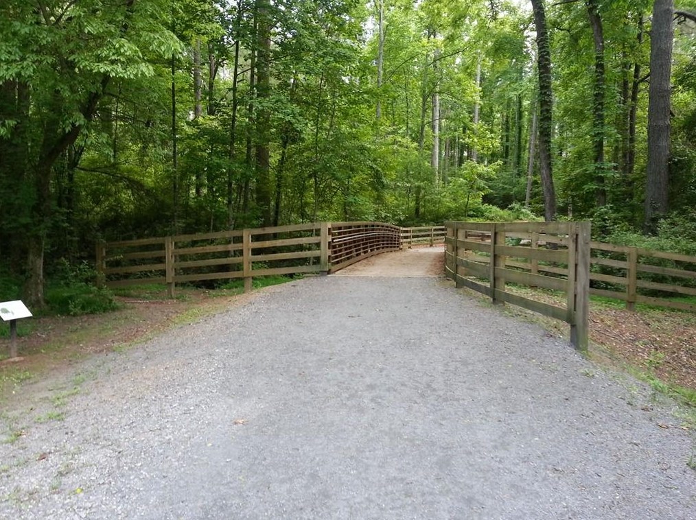 6685 Maid Marion Close, Alpharetta GA  30005-6412 exterior