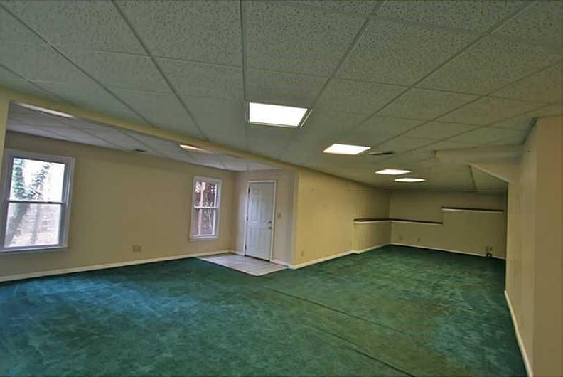 6685 Maid Marion Close, Alpharetta GA  30005-6412 exterior