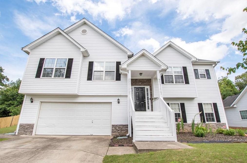 3153 Morgan Box Ln, Buford, GA 30519