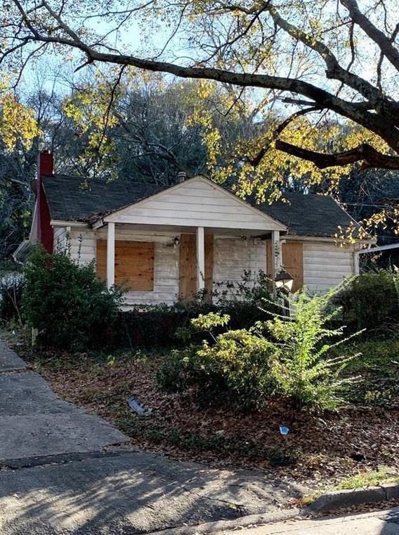 1100 Osborne St, Atlanta GA  30310-4832 exterior