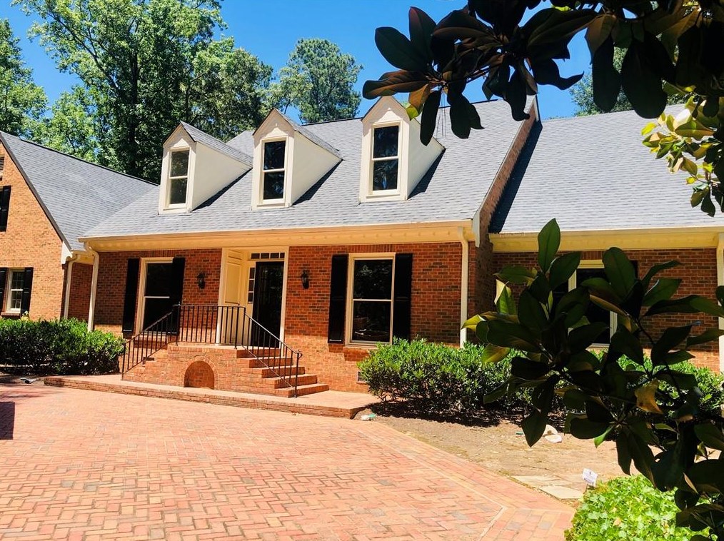 520 Valley Hall Dr, Atlanta, GA 30350-4631