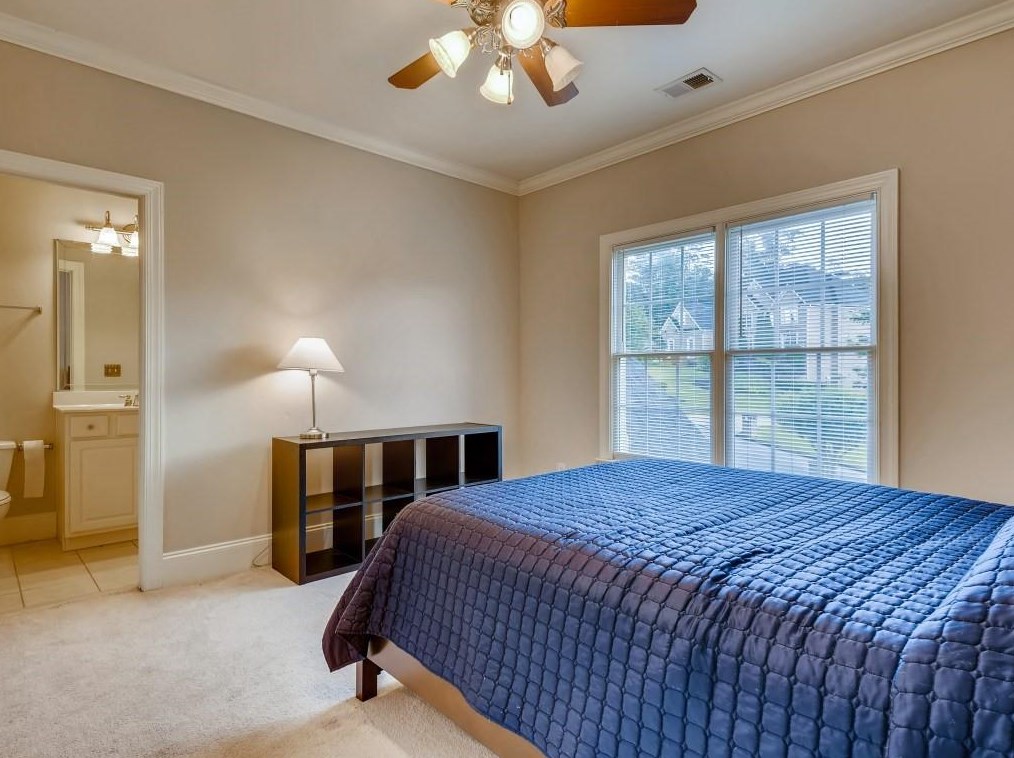 449 Wynns Way, Atlanta GA  30331-7473 exterior