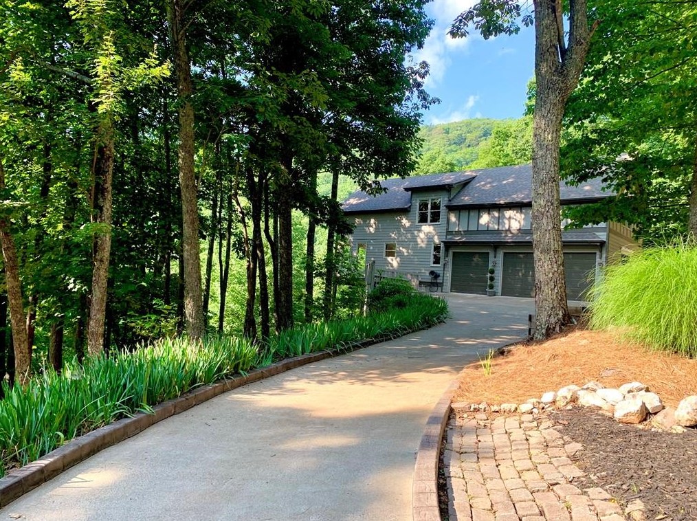 245 Sassafras Mountain Trail, Big Canoe, GA 30143