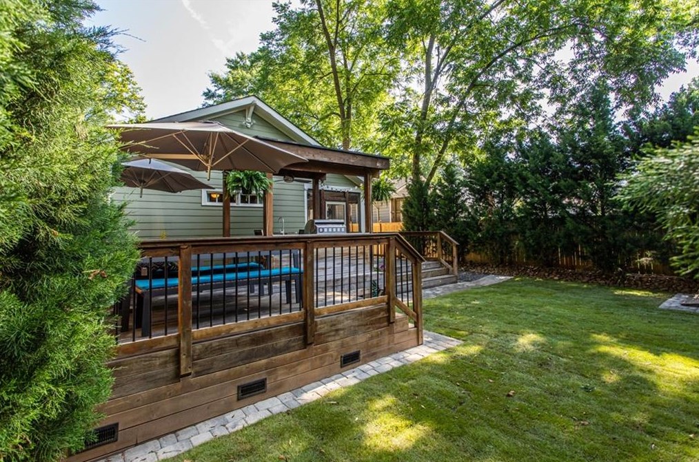 312 Spring St, Decatur GA  30030-4960 exterior