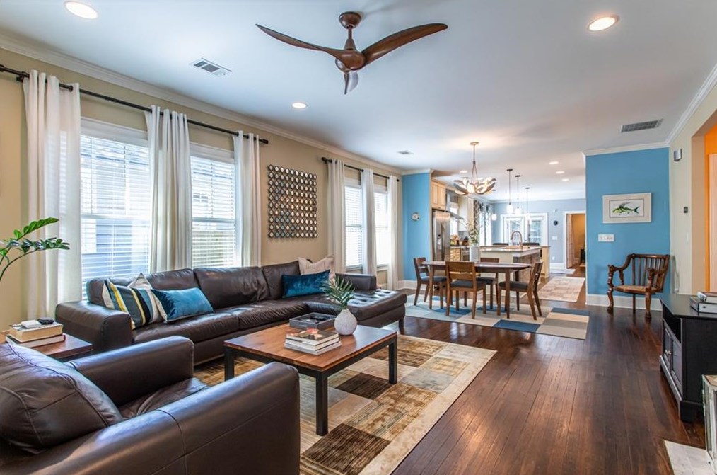 312 Spring St, Decatur GA  30030-4960 exterior