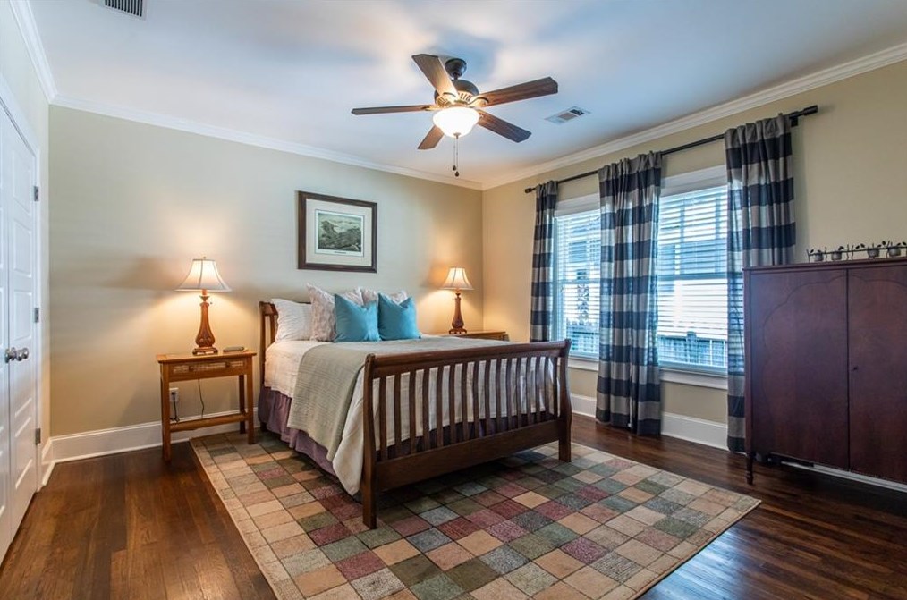 312 Spring St, Decatur GA  30030-4960 exterior