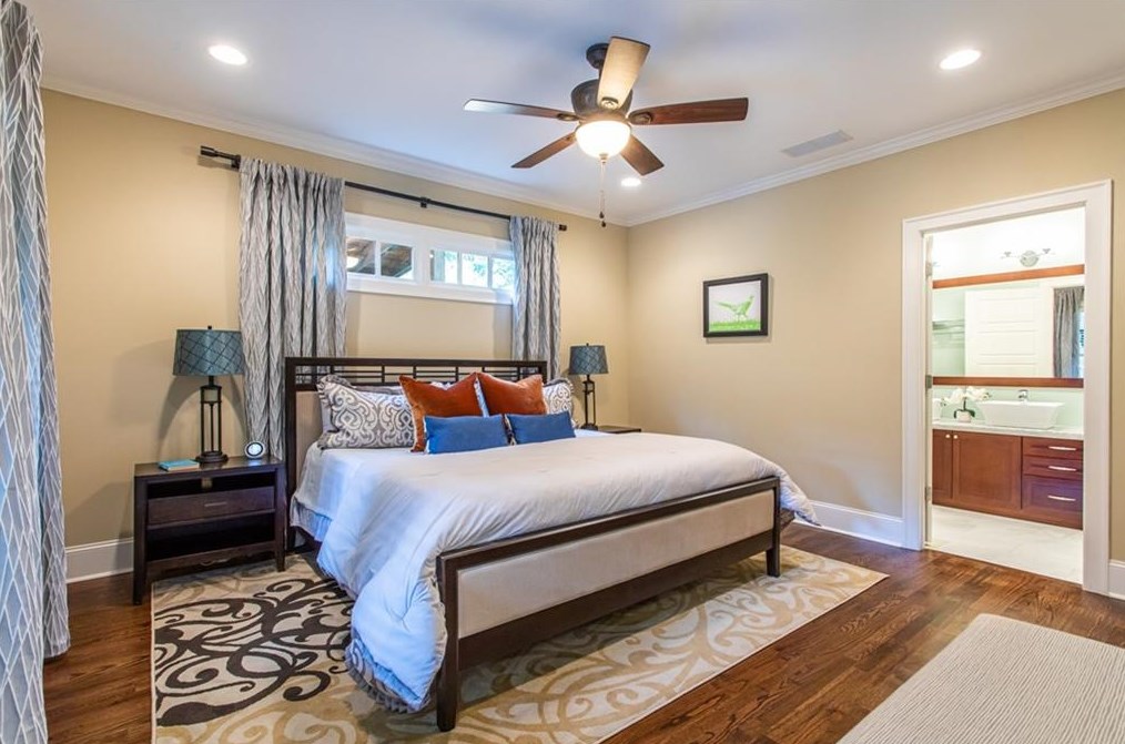 312 Spring St, Decatur GA  30030-4960 exterior