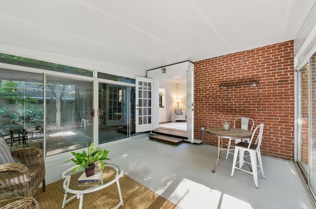 139 Merrill Ave, Decatur GA  30030-5019 exterior