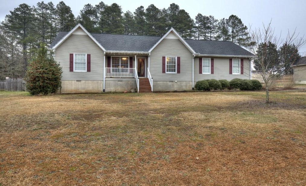 4 Grayfield Dr Se, Silver Creek, GA 30173