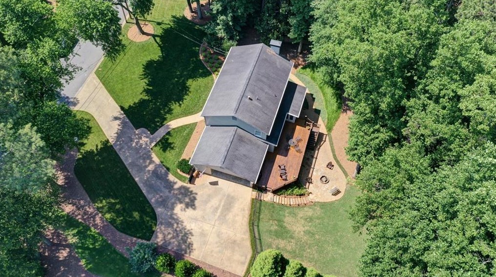 6358 Mountain Brook Way, Atlanta GA  30328-3612 exterior