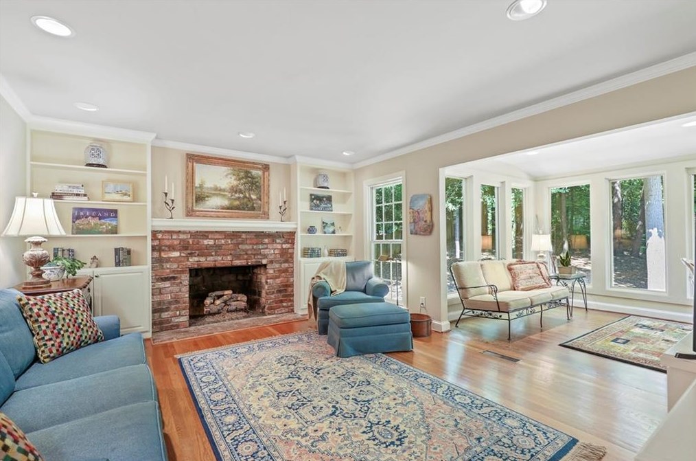 6358 Mountain Brook Way, Atlanta GA  30328-3612 exterior