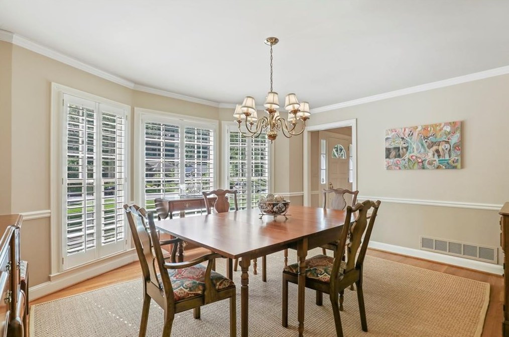 6358 Mountain Brook Way, Atlanta GA  30328-3612 exterior