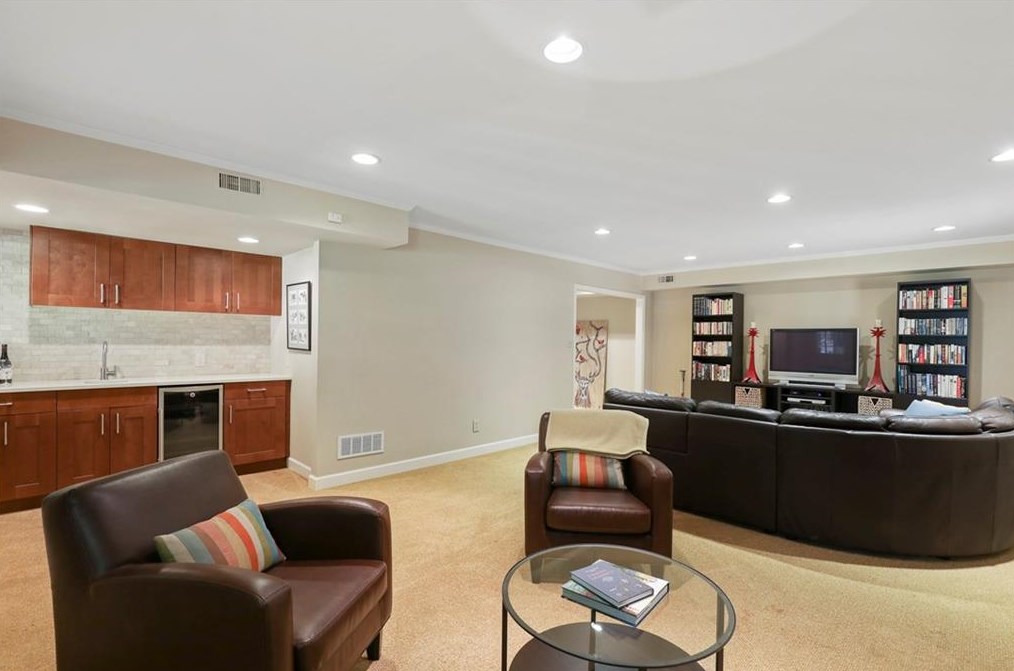 6358 Mountain Brook Way, Atlanta GA  30328-3612 exterior