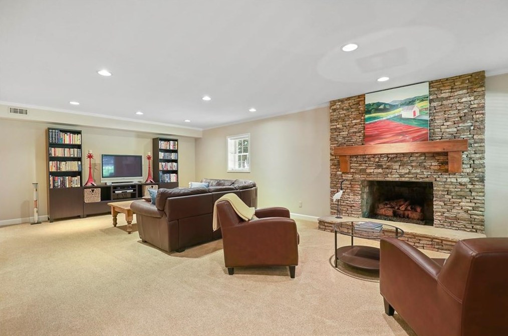 6358 Mountain Brook Way, Atlanta GA  30328-3612 exterior