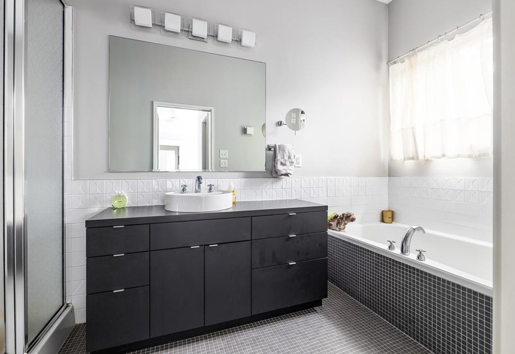 130 Second Ave, Decatur GA  30030-3548 exterior