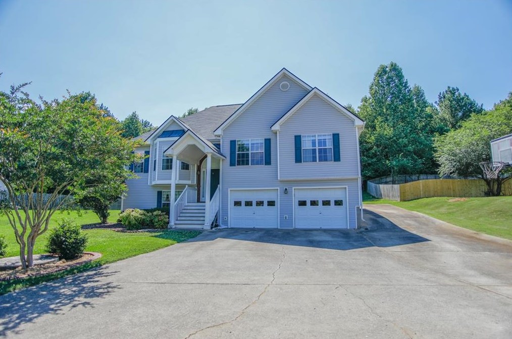 6283 Saturn Dr, Flowery Branch, GA 30542-3988