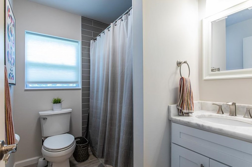 2036 Rockhaven Dr, Decatur GA  30032-5373 exterior