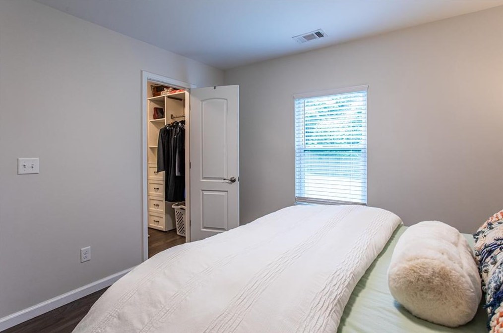 2036 Rockhaven Dr, Decatur GA  30032-5373 exterior