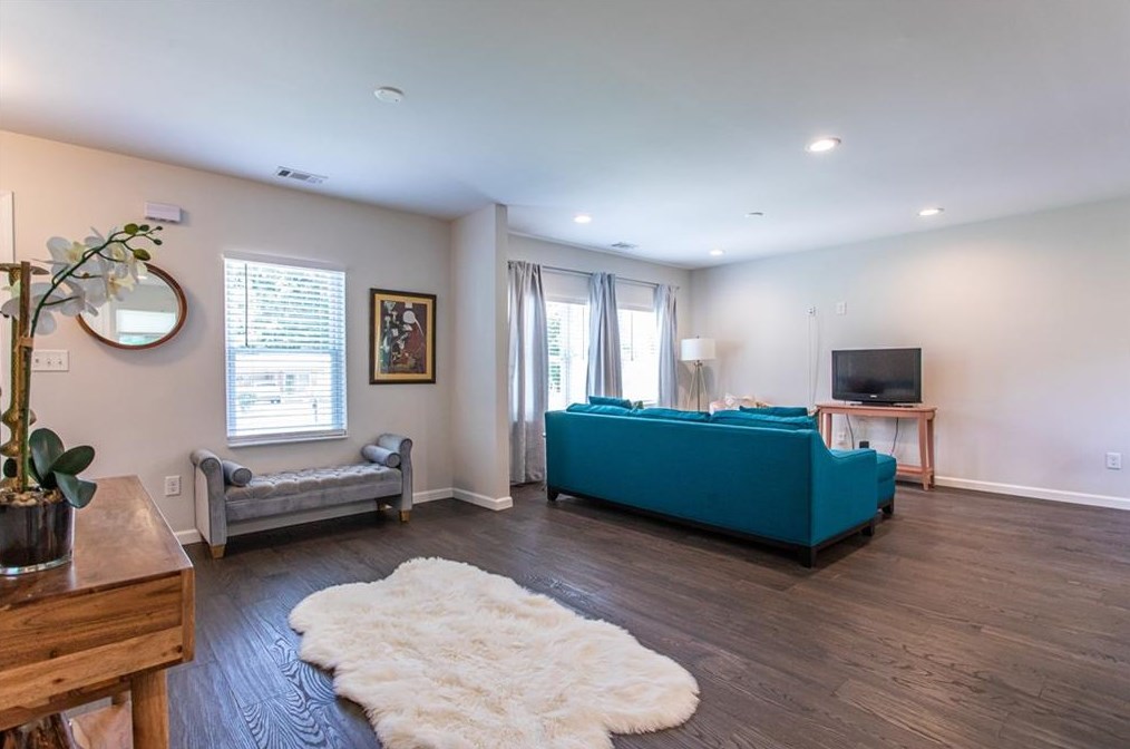 2036 Rockhaven Dr, Decatur GA  30032-5373 exterior