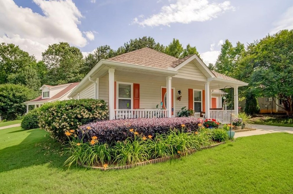 177 Glynn Addy Dr, Stockbridge, GA 30281