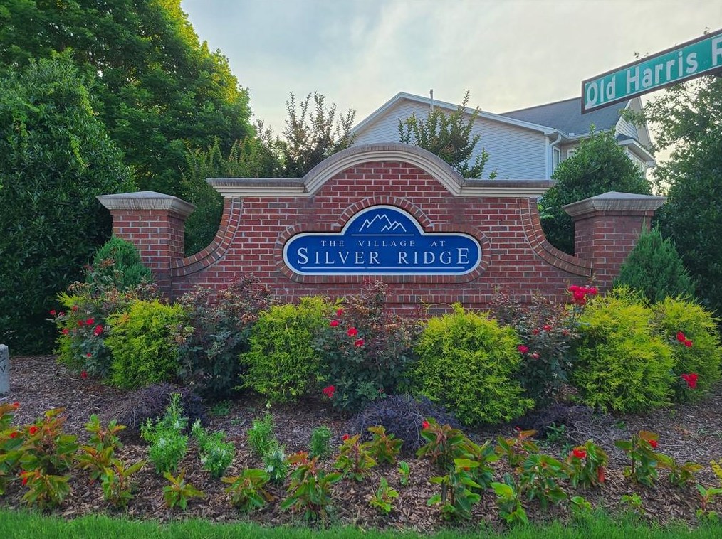 101 Silver Ridge Dr, Dallas, GA 30157-8270