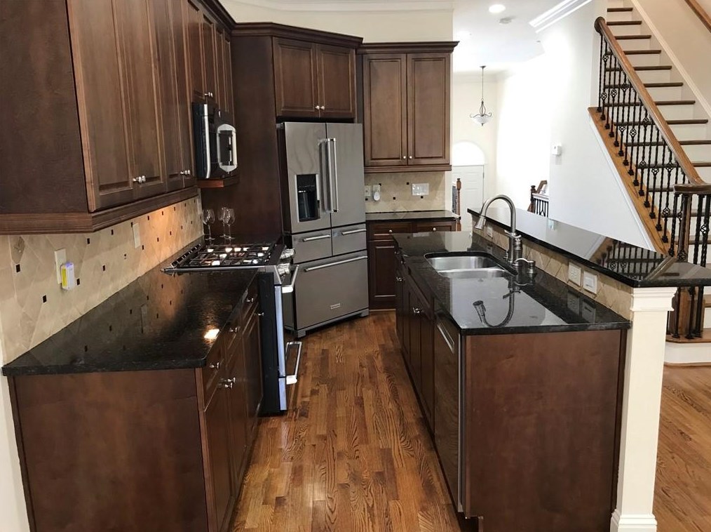 2673 Rivers Edge Dr, Atlanta GA  30324 exterior