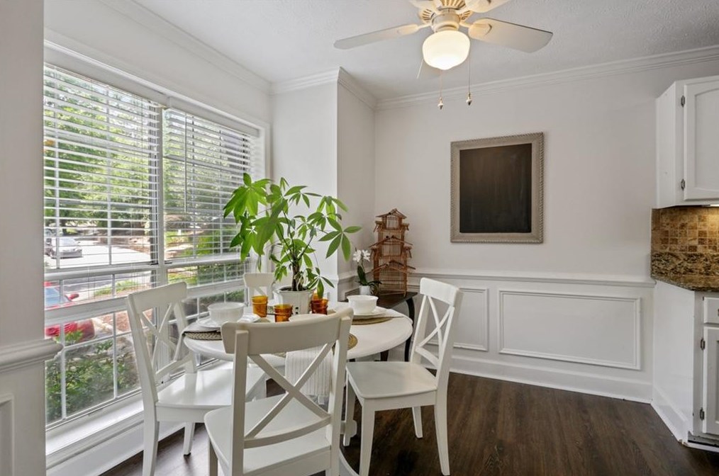 1354 Weatherstone Way, Atlanta GA  30324-4645 exterior