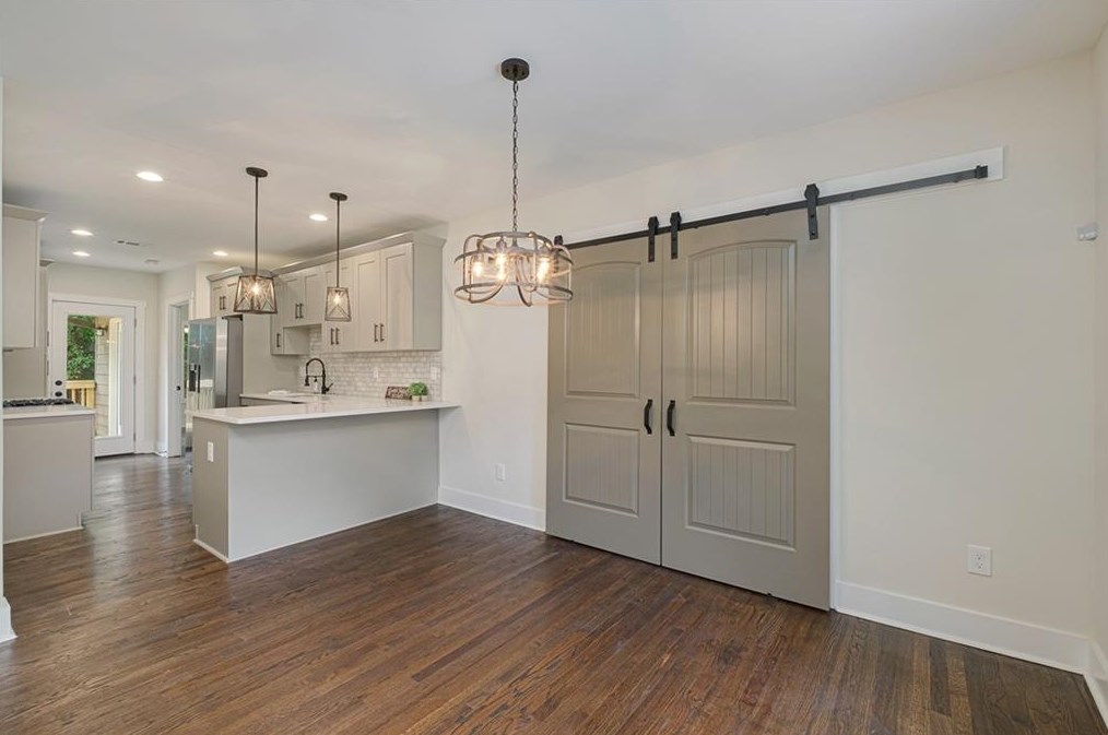 1860 Camellia Dr, Decatur GA  30032-5202 exterior