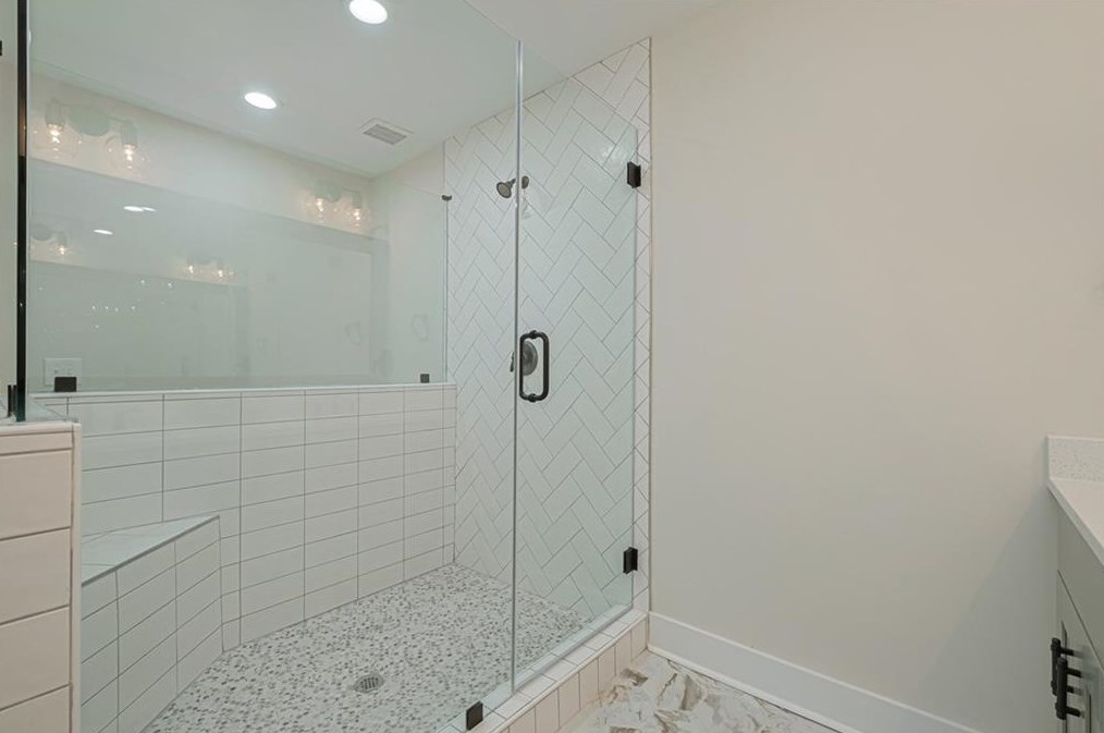 1860 Camellia Dr, Decatur GA  30032-5202 exterior