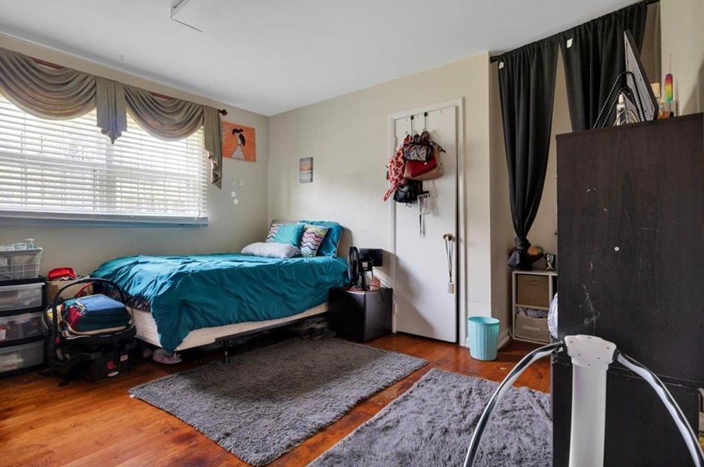 3426 Finesse Dr, Decatur GA  30032-7218 exterior