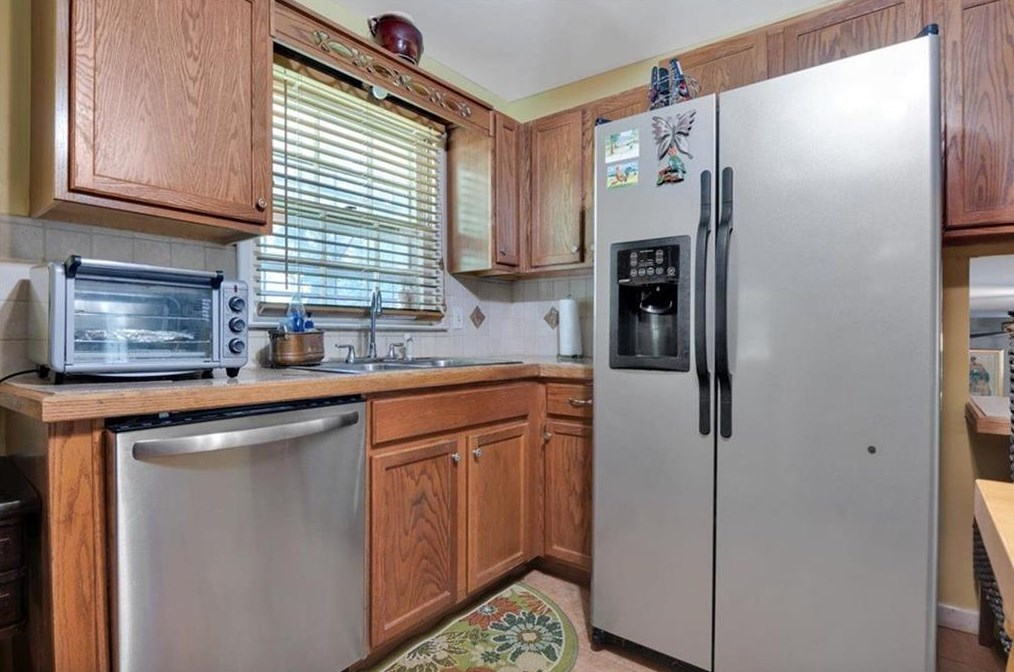 3426 Finesse Dr, Decatur GA  30032-7218 exterior