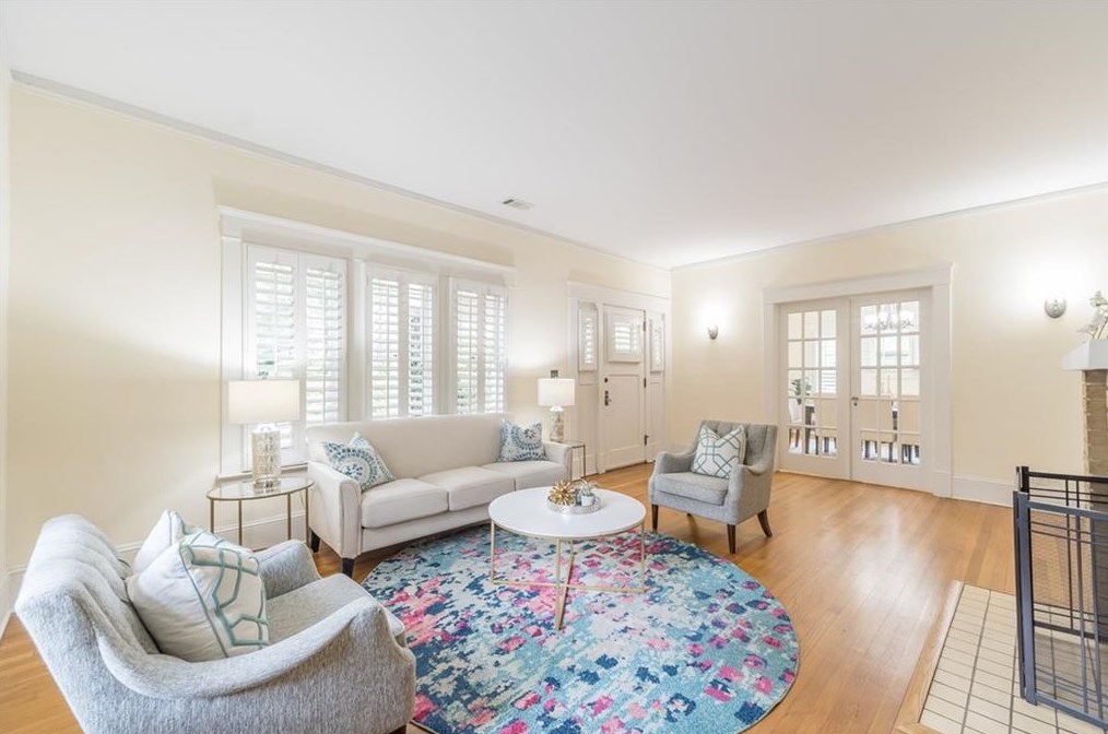 501 Candler St, Decatur GA  30030-3751 exterior