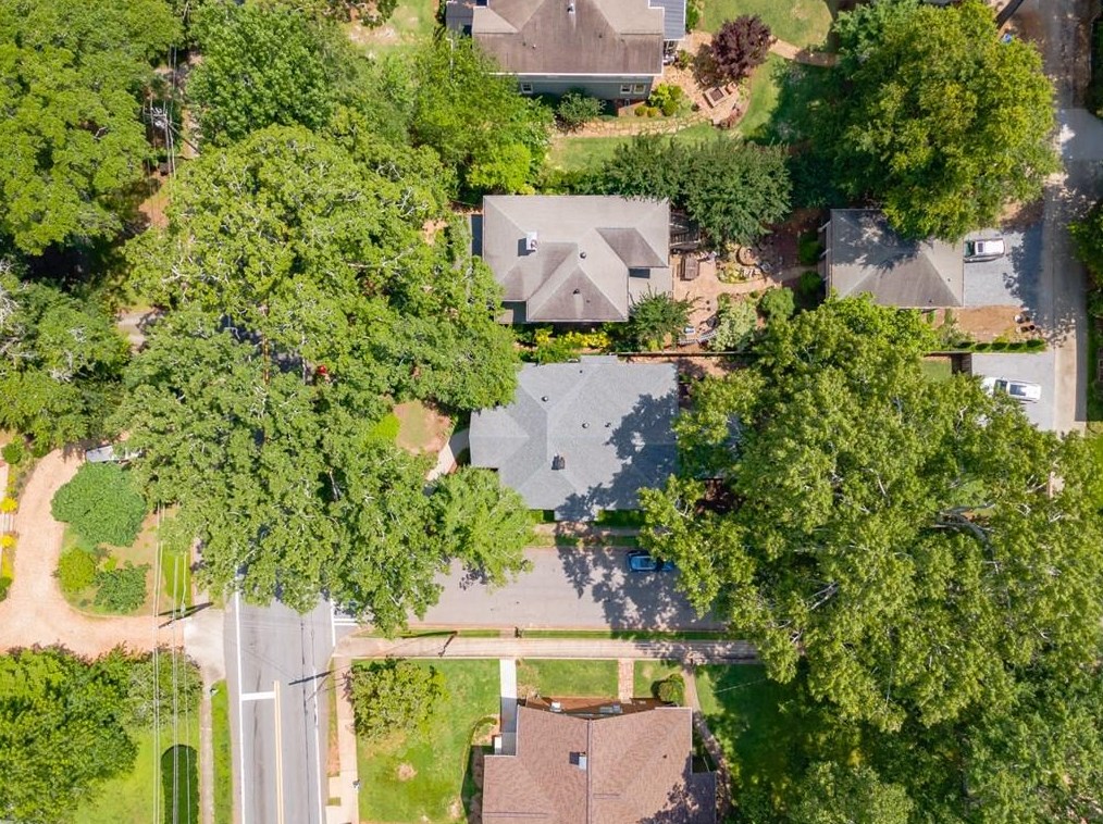 501 Candler St, Decatur GA  30030-3751 exterior