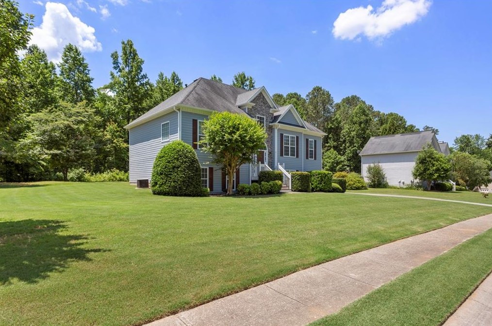 6304 Cheatham Lake Dr, Acworth, GA 30101-7646