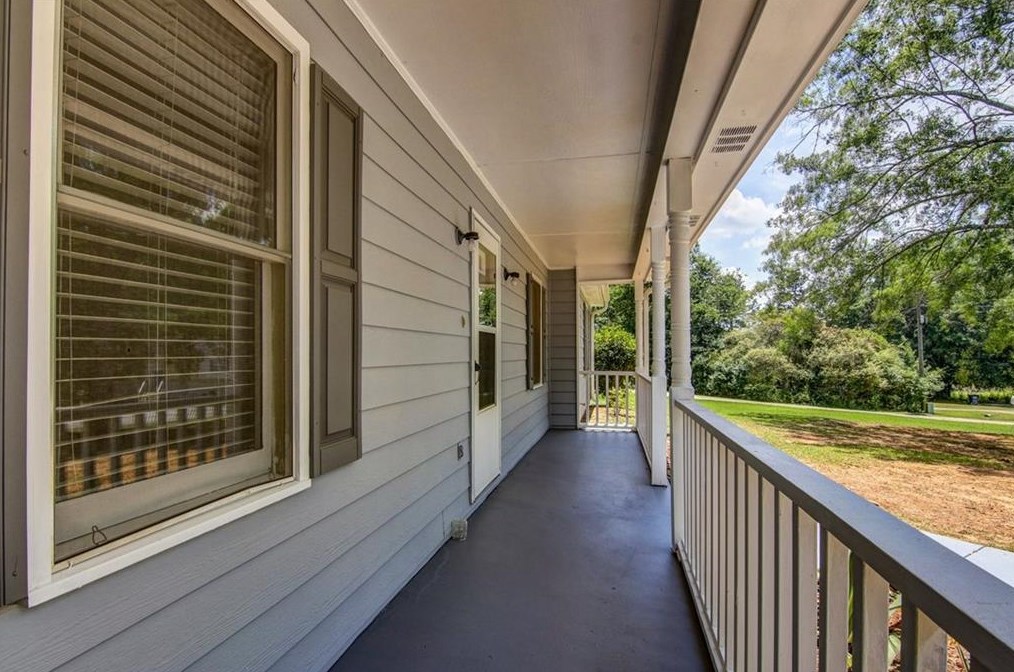 25 Patrick Ct, Porterdale, GA 30016
