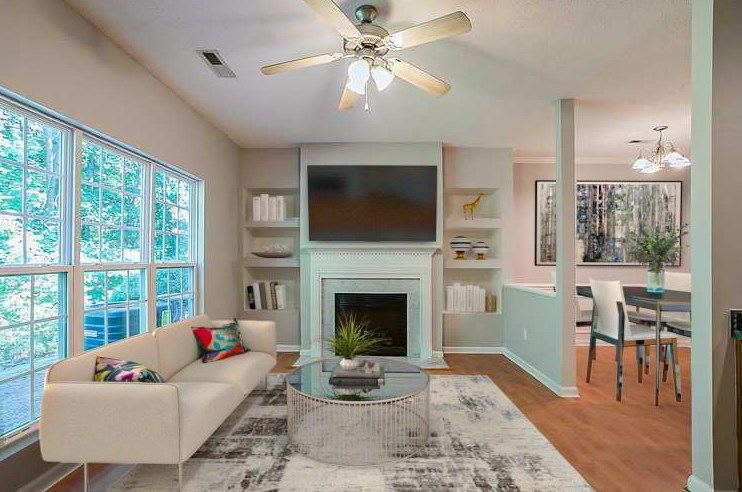 4884 Park Cir, Atlanta, GA 30349-2049