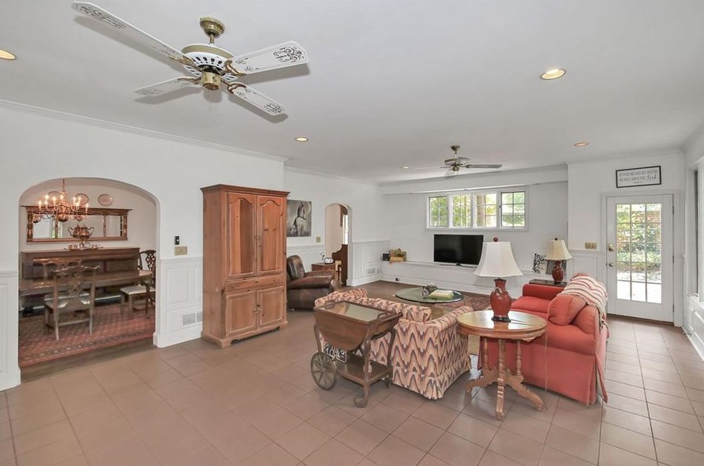 224 Upland Rd, Decatur GA  30030-2866 exterior