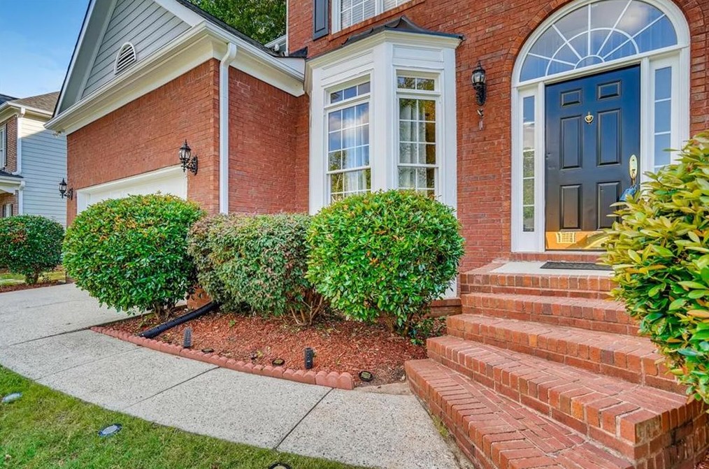2401 Windrush Ct, Grayson, GA 30017-2804