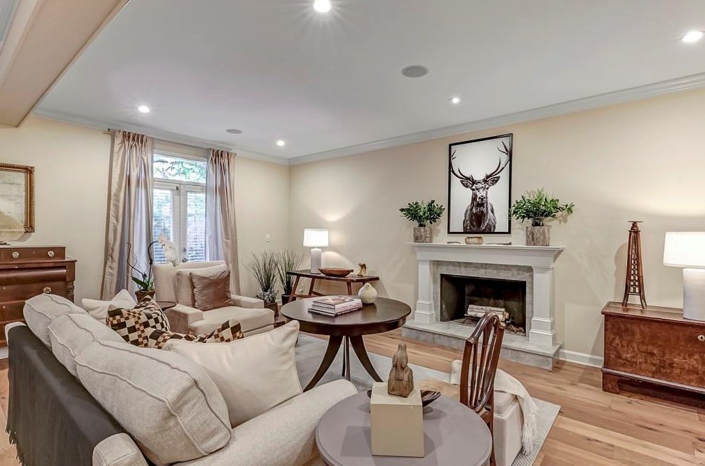 47 Willow Gln, Atlanta GA  30342-1341 exterior