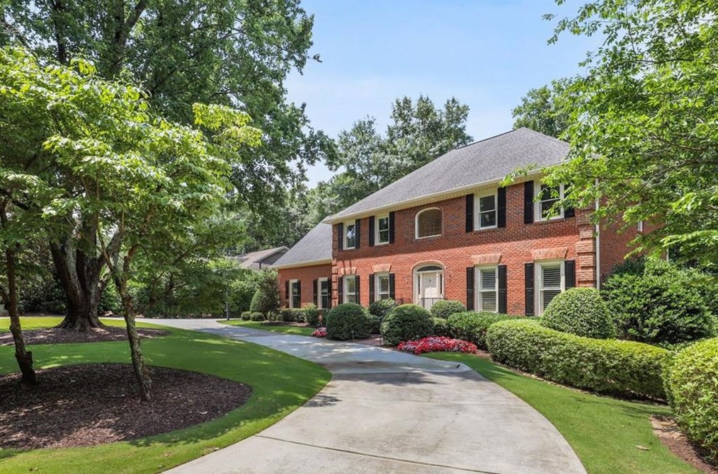 410 Overview Dr, Atlanta, GA 30327-4254