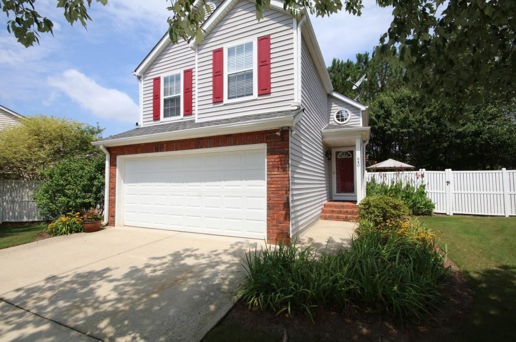 640 Chantress Ct, Alpharetta, GA 30004