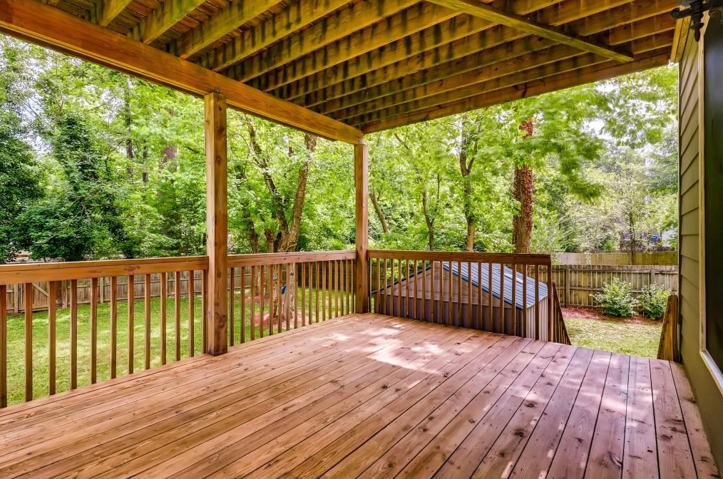 539 Oakview Rd, Decatur GA  30030-4327 exterior