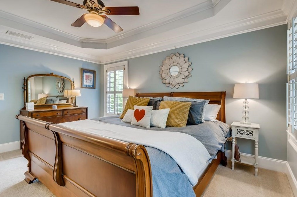 539 Oakview Rd, Decatur GA  30030-4327 exterior