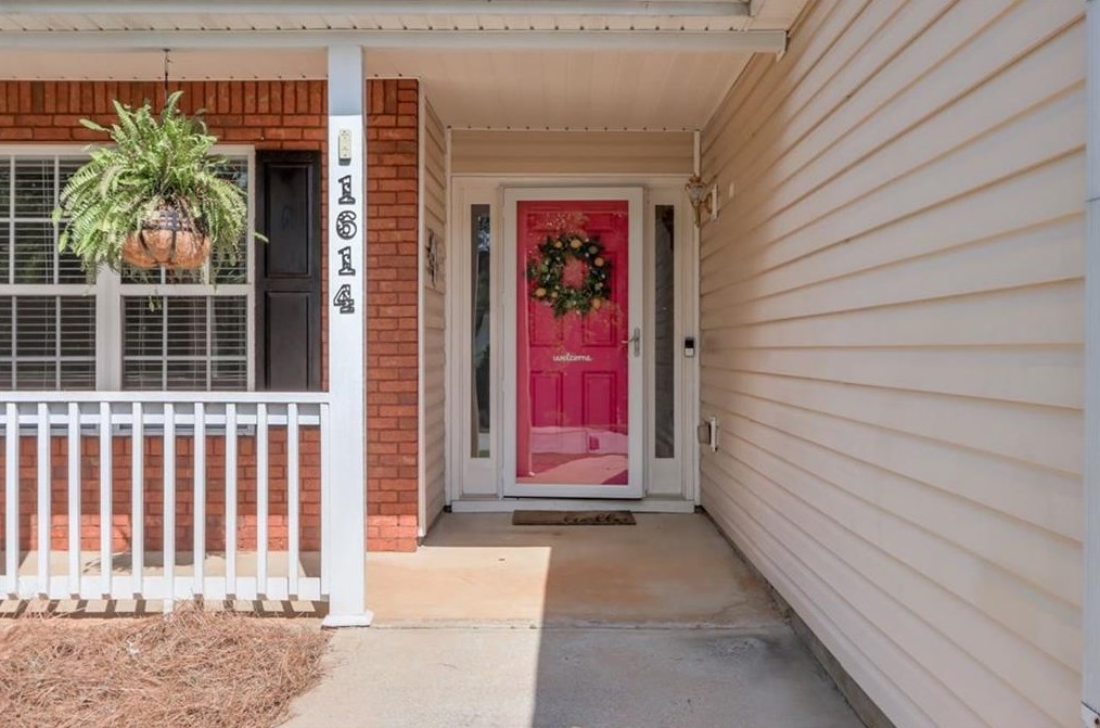 1614 Alcovy Ridge Ct, Dacula, GA 30019-7602